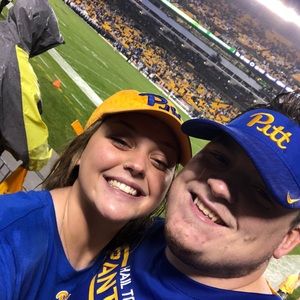 Meet your Posher, Macee